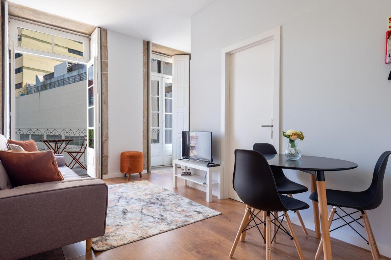 Santa Catarina Porto Housing Lägenhet Exteriör bild